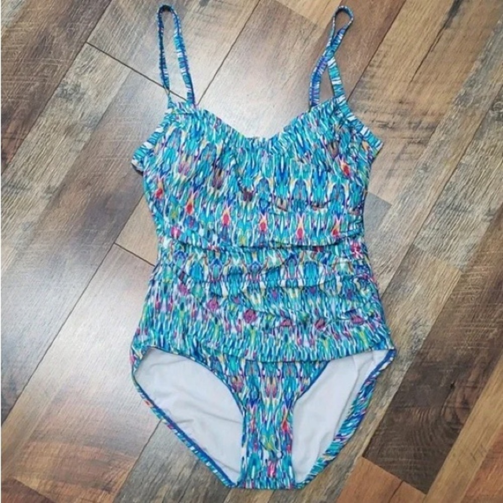 Jantzen One Piece Blue Multicolor
Ruched Swimsuit,‎ Size 10